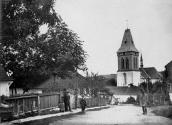 1914 р. (?) Костел у перспективі вулиці