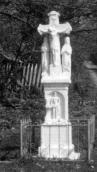 Хрести на цвинтарі