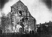 1915 р. Вигляд церкви після обстрілу –…