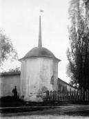 1920-і рр. (?) Наріжна башта огорожі