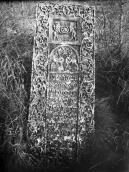 Надгробок 2