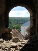 Проїзд в башті