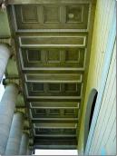 2010 р. Кесони портика на парковому…