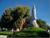 2010 р. Пам’ятник (св.Василю?) перед…