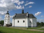 Вид колокольни и церкви