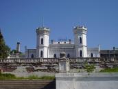 Головний фасад