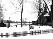 Цвинтар при церкві