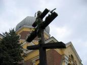 [2003..2006 р.] Хрест біля церкви