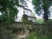 [2003..2006 р.] Фрагмент стіни і церква