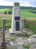 [2003..2006 р.] Надгробок роду Вілюшів