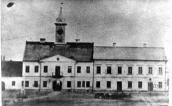 Кін. 19 ст. Ратуша і перший будинок…
