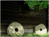 Кам’яні жорна