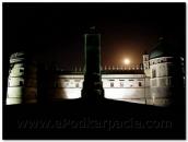 Фрагмент фасаду вночі