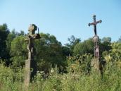 Хрести 3 і 4 при дорозі до Чорного