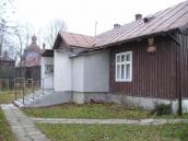 Школа і ансамбль церкви