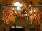 Інтер’єр з хоругвами