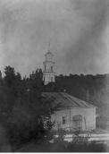 Кін. 19 ст. Вид будинку та дзвіниці