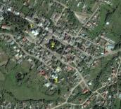 Центр містечка на космічному фото