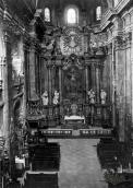 1908 р. Інтер’єр костелу з видом на…