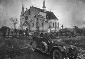 1915 р. Австрійське авто на тлі…