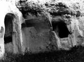 Печера № 2, ніша № 4 і печера № 3