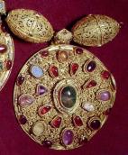 Медальйон 4