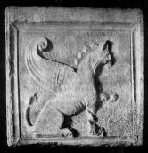 Рельєф грифона