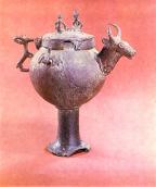 Посудина з фігурками