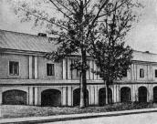 [1985 р.] Фрагмент головного фасаду