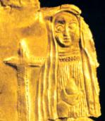 Півпостать богині