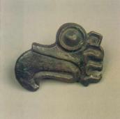 Пластина вуздечки у формі голови птаха