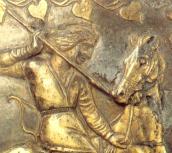 Півпостать