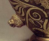 Фасетка у формі голови лева