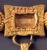 Центральна платівка ланцюжка