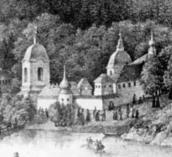 Нижній двір