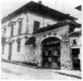 Брама по вул.Довгій, 17