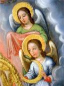 Ангели з покривалом та півмісяцем