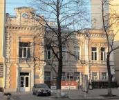 Головний фасад