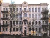 Головний фасад (№ 51а)