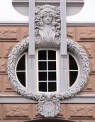 Сецесійне вікно над входом (№ 14а)