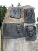 Барельєфи письменників (2)