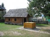 2006 р. Криниця на тлі кузні