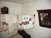 Селянський одяг на жердині