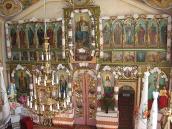 Вид іконостасу з хорів