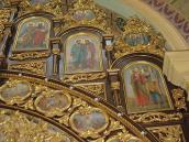 Права частина іконостаса