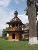 Дзвіниця церкви Покрови