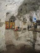 2007 р. Інтер’єр з іконами богородиці…