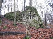 Частина каменя зі входом