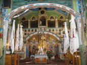 Інтер’єр з видом на іконостас