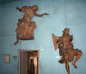 Скульптури католицьких святих в…